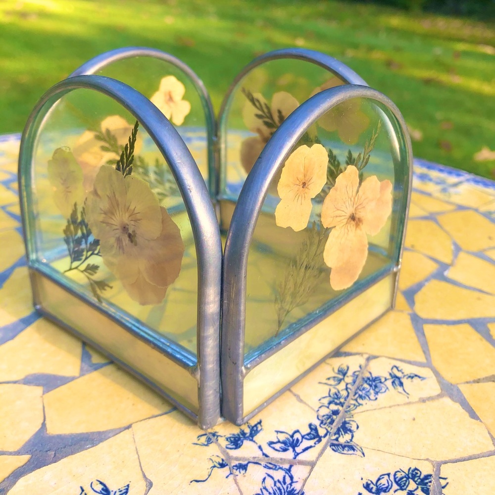*SOLD* Pressed Flower Candle Holder ✨